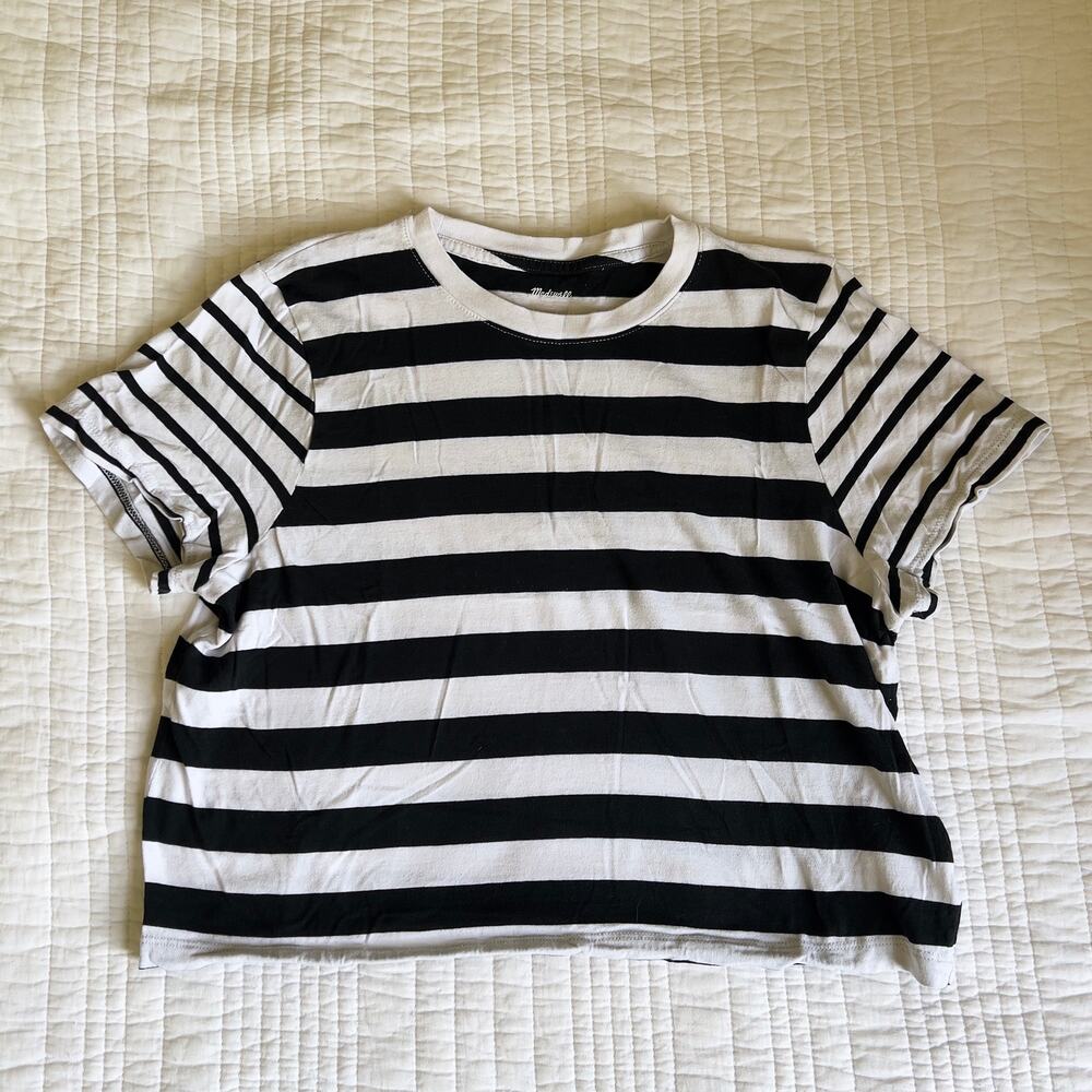 Madewell Boxy Crop Tee Size Medium Black and White Striped